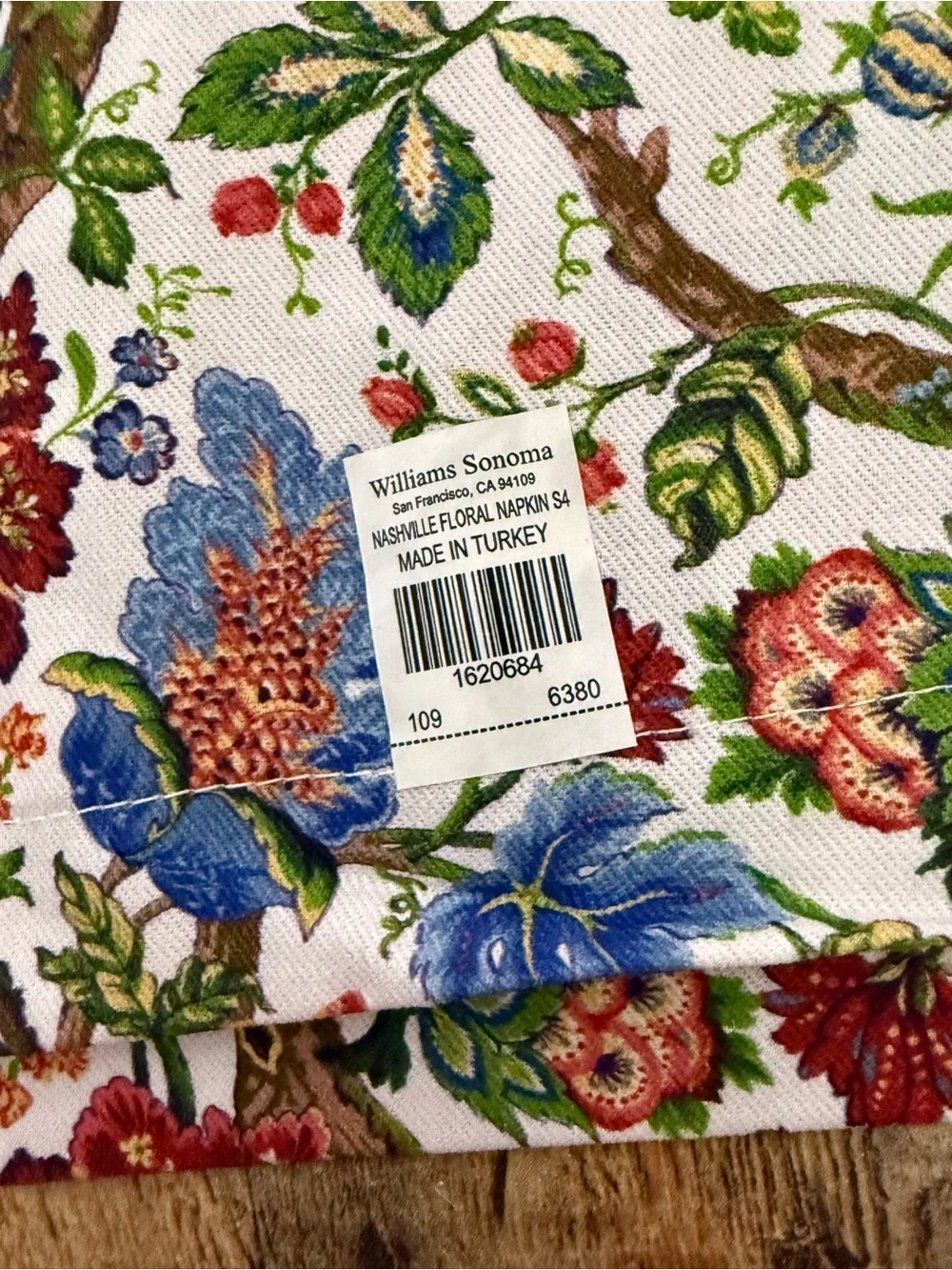Williams Sonoma Nashville Floral Set of 8 Dinner Napkins 20